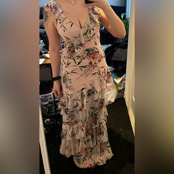 JAY GODFAREY Floral Print Sleeveless V-Neck Tiered Ruffle Trim Gown - Picture 3 of 14